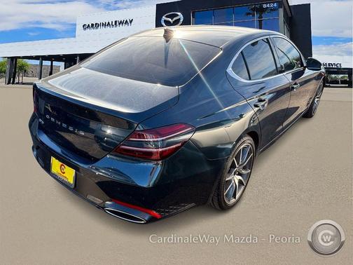 2024 Genesis G70 2.5T RWD