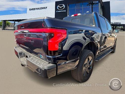 2023 Ford F-150 Lightning LARIAT