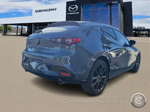2022 Mazda Mazda3 FWD w/Premium Package