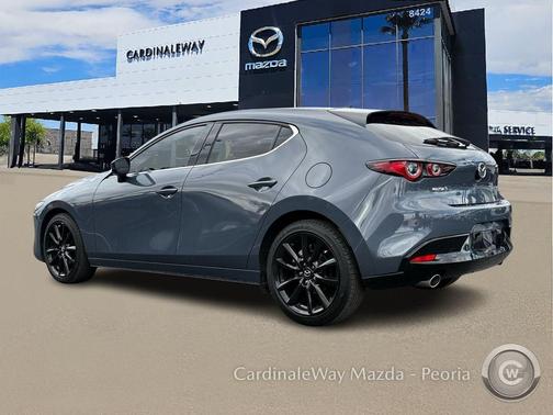 2022 Mazda Mazda3 FWD w/Premium Package