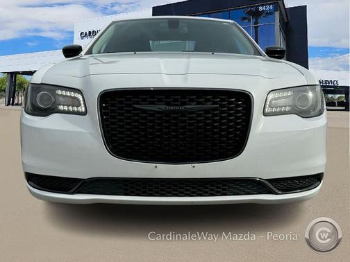 2021 Chrysler 300 Touring
