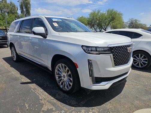 2024 Cadillac Escalade ESV Premium Luxury