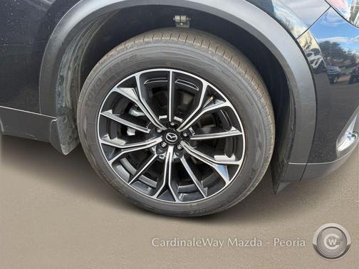 2025 Mazda CX-70 PHEV Premium Package