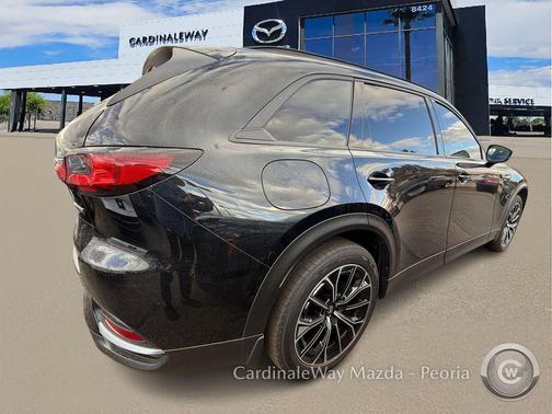 2025 Mazda CX-70 PHEV Premium Package