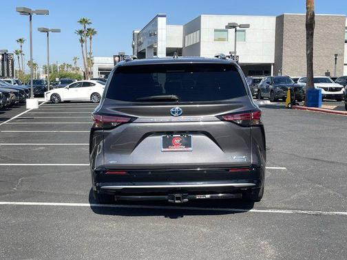 2022 Toyota Sienna Platinum 7 Passenger