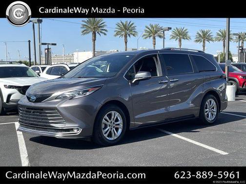 2022 Toyota Sienna Platinum 7 Passenger