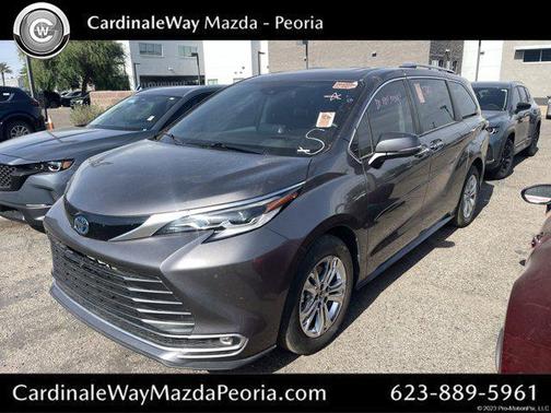 2022 Toyota Sienna Platinum 7 Passenger
