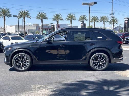 2025 Mazda CX-70 PHEV Premium Package