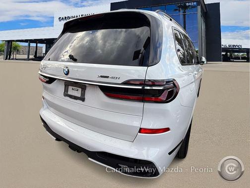2023 BMW X7 xDrive40i