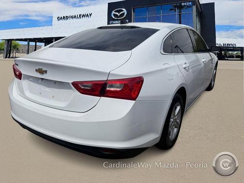 Summit White 2023 Chevrolet Malibu 1LS
