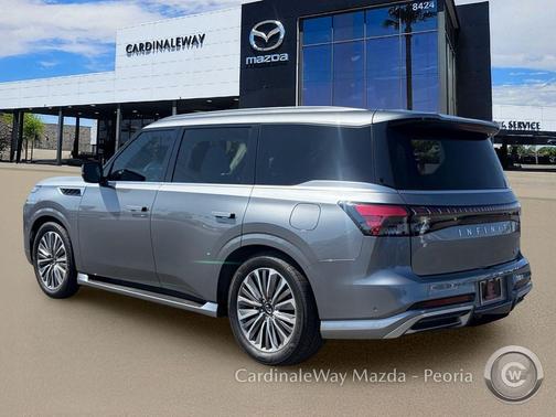 Dynamic Metal 2026 INFINITI QX80 Luxe