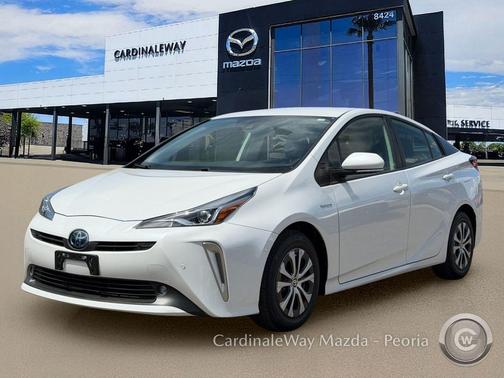 Wind Chill Pearl 2021 Toyota Prius LE