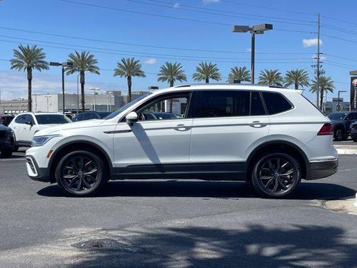 2024 Volkswagen Tiguan 2.0T Wolfsburg Edition