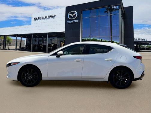 Snowflake White Pearl Mica 2026 Mazda Mazda3 FWD w/Premium Package