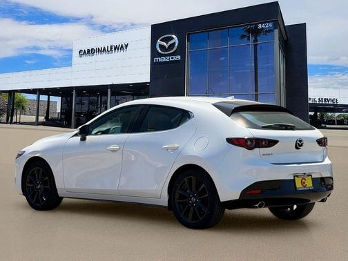 Snowflake White Pearl Mica 2026 Mazda Mazda3 FWD w/Premium Package