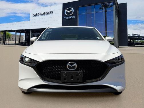Snowflake White Pearl Mica 2026 Mazda Mazda3 FWD w/Premium Package