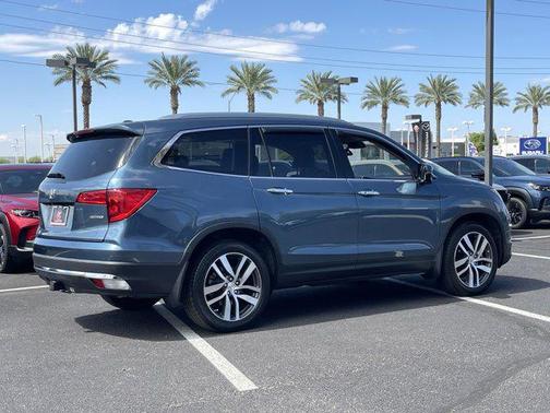 2018 Honda Pilot Touring