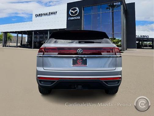 2024 Volkswagen Atlas Cross Sport 2.0T SE w/Technology
