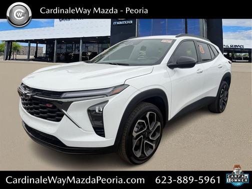 Summit White 2025 Chevrolet Trax FWD 2RS