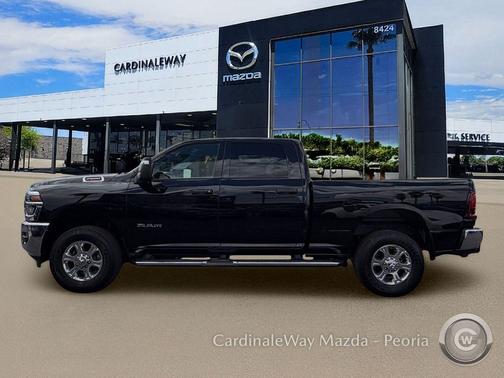 Diamond Black Crystal Pearlcoat 2026 RAM 2500 Big Horn Crew Cab 4x4 6'4' Box