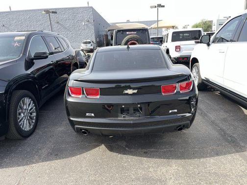 2011 Chevrolet Camaro 2LS