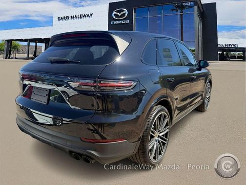 Black 2022 Porsche Cayenne Platinum Edition