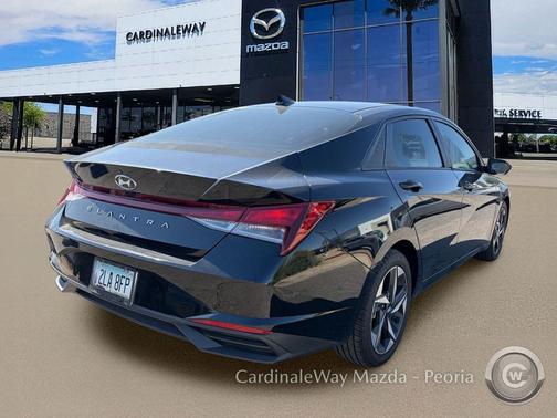 Phantom Black 2023 Hyundai ELANTRA SEL