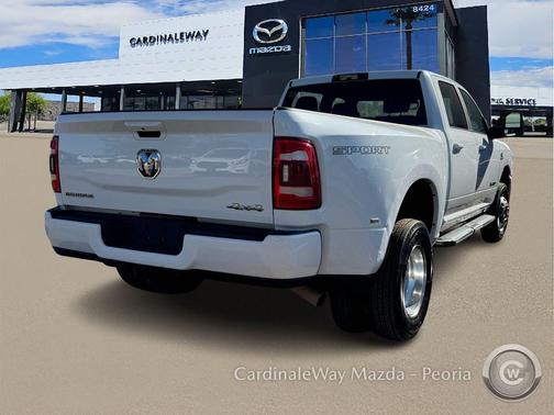 2023 RAM 3500 Big Horn Crew Cab 4x4 8' Box