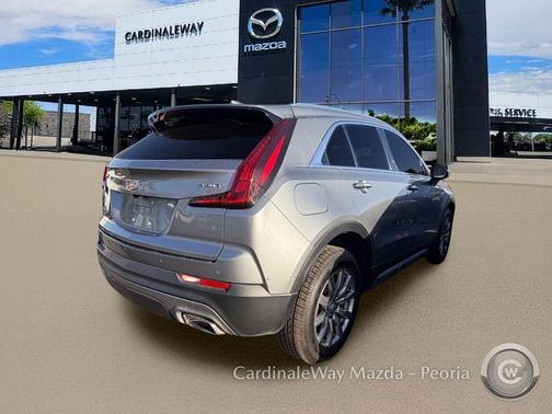 Argent Silver Metallic 2023 Cadillac XT4 Premium Luxury