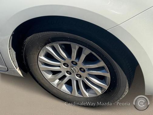 2016 Toyota Sienna XLE