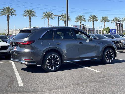 2025 Mazda CX-90 PHEV Premium Plus