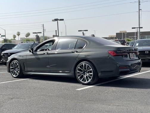 2022 BMW 750 i xDrive