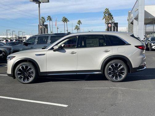 2025 Mazda CX-90 PHEV Premium Plus