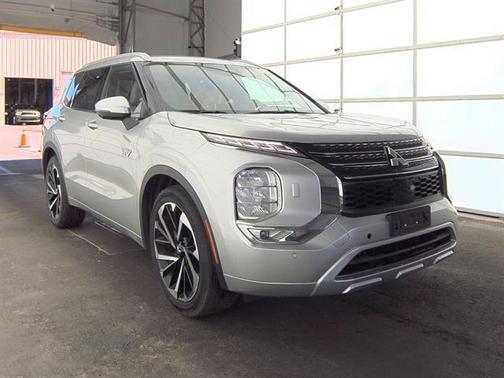 2023 Mitsubishi Outlander PHEV SEL