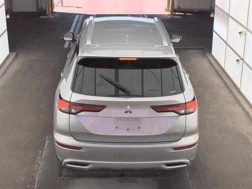 2023 Mitsubishi Outlander PHEV SEL