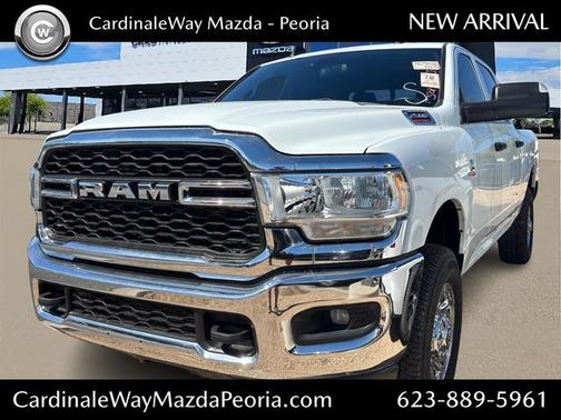 2022 RAM 2500 Tradesman Crew Cab 4x4 6'4' Box