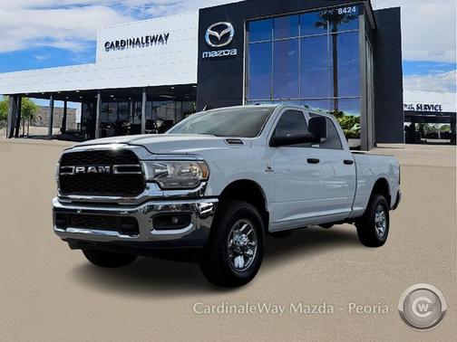 2022 RAM 2500 Tradesman Crew Cab 4x4 6'4' Box