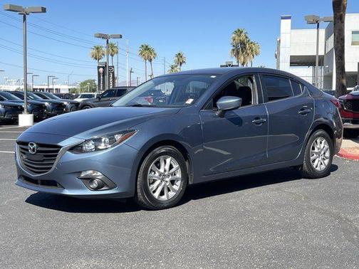 2016 Mazda Mazda3 i Touring