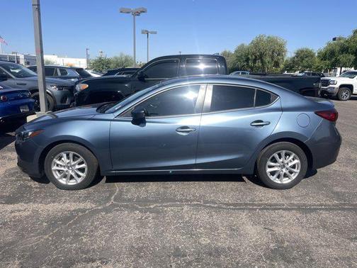 2016 Mazda Mazda3 i Touring