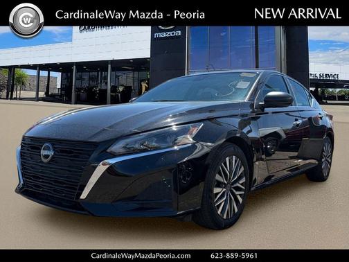 Super Black 2025 Nissan Altima 2.5 SV