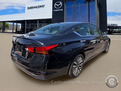 Super Black 2025 Nissan Altima 2.5 SV