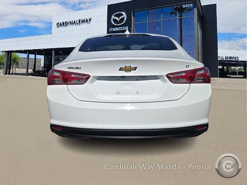 2021 Chevrolet Malibu FWD LT