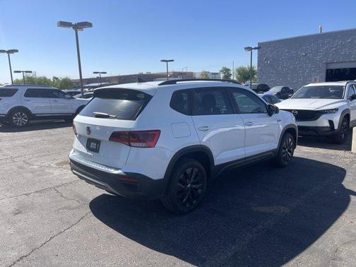 2022 Volkswagen Taos 1.5T S