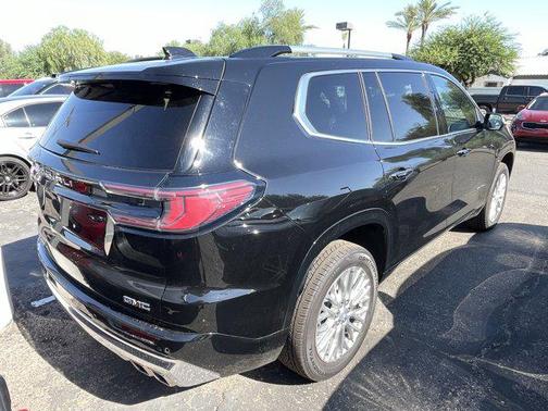 2024 GMC Acadia Denali