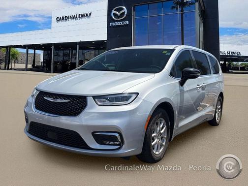 Silver Mist Clearcoat 2024 Chrysler Pacifica Touring L