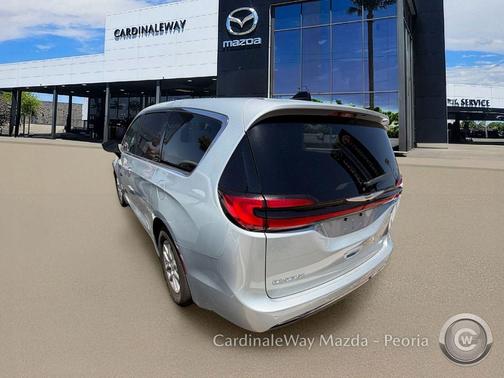 Silver Mist Clearcoat 2024 Chrysler Pacifica Touring L