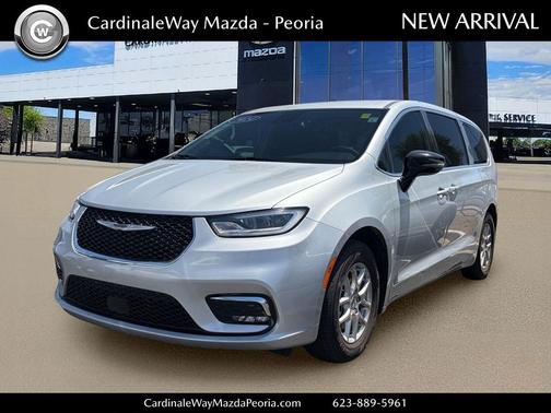 Silver Mist Clearcoat 2024 Chrysler Pacifica Touring L