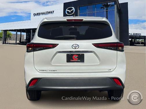 2023 Toyota Highlander LE