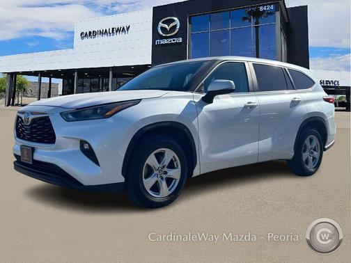 2023 Toyota Highlander LE