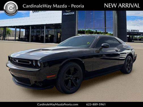 Pitch Black Clearcoat 2020 Dodge Challenger SXT